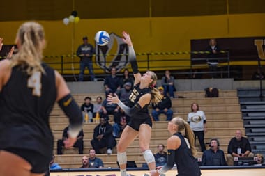 Valpo Volleyball vs Evansville