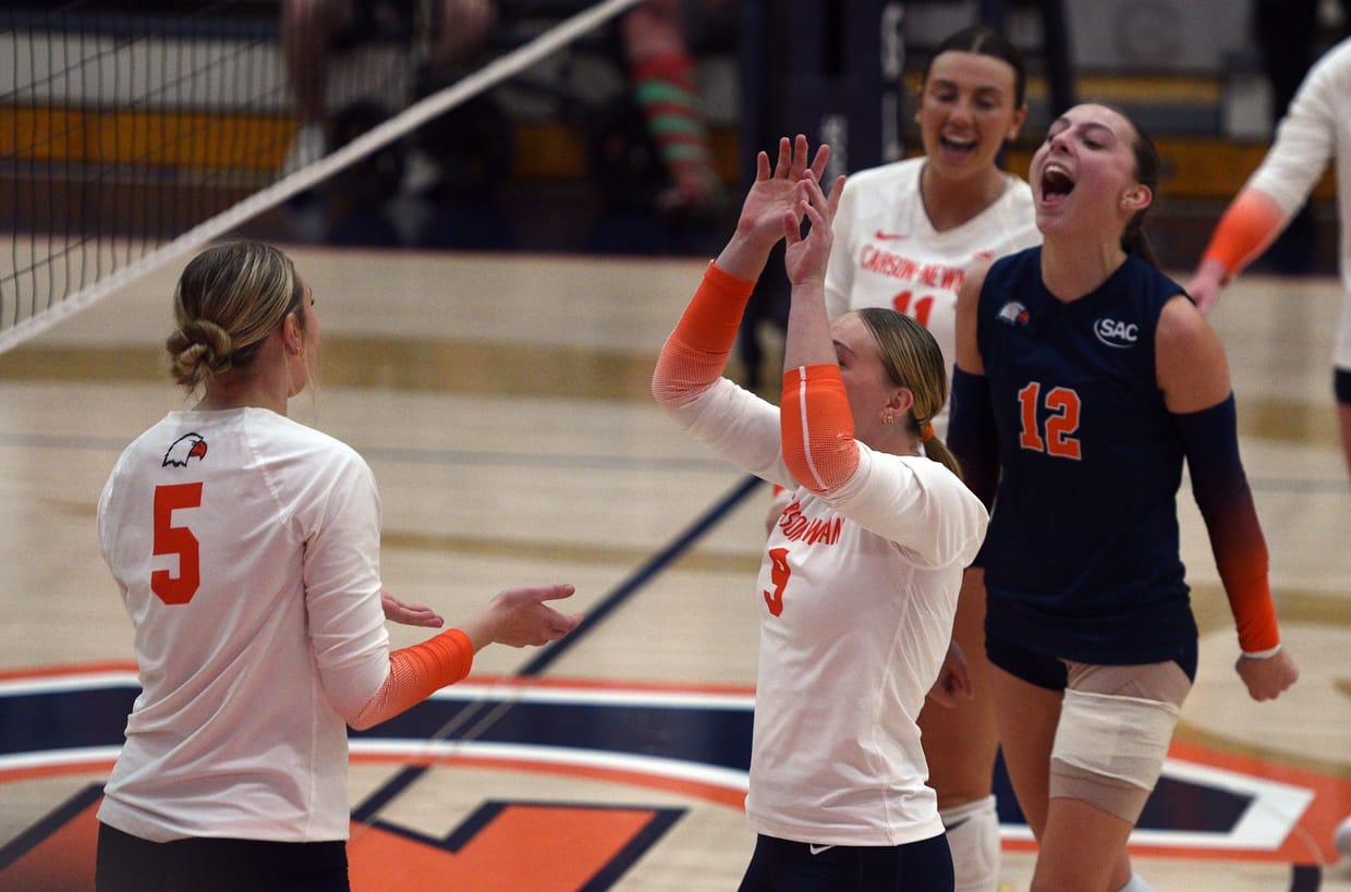 Women's Volleyball vs LMU