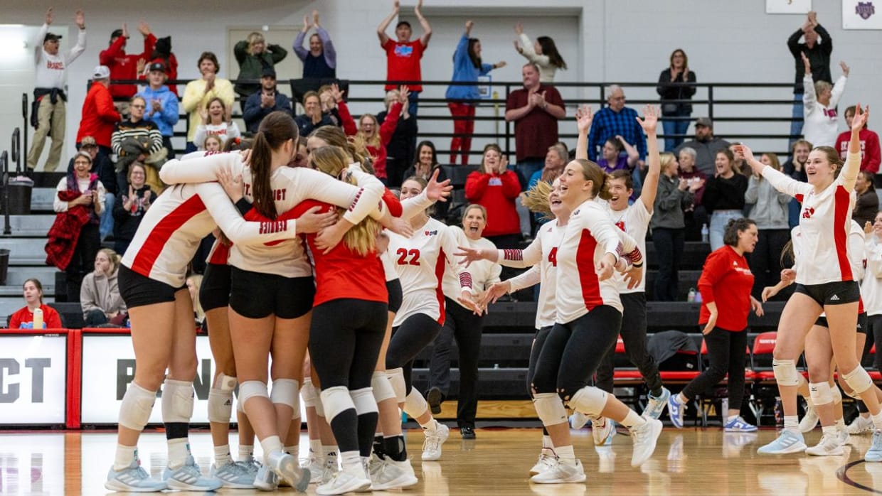 CSB Volleyball vs. St. Scholastica