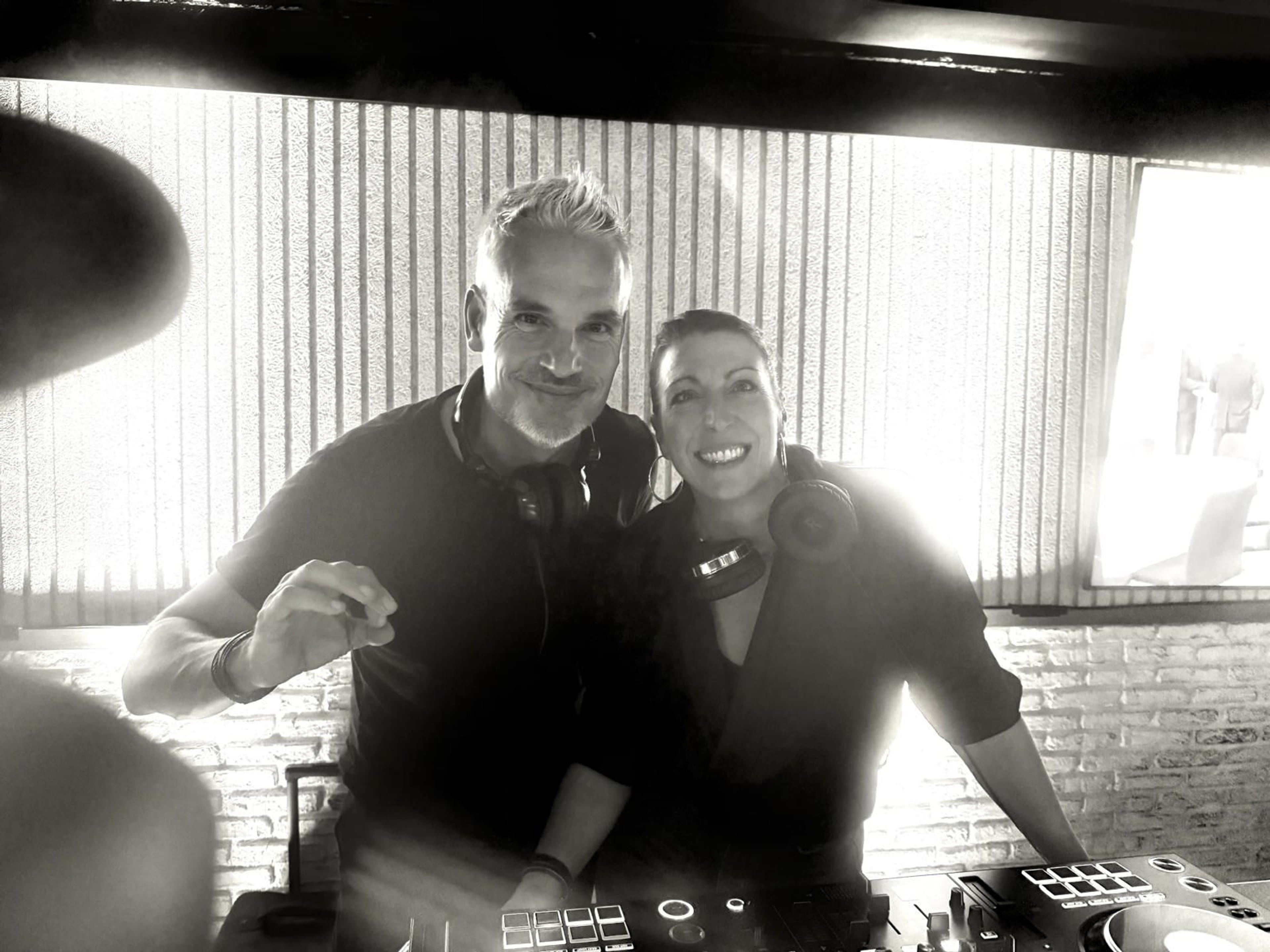 FRIDAY'SGROOVE - House / Disco Party